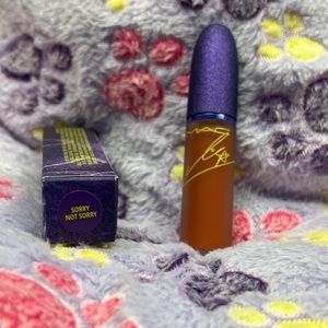 Mac x Lisa Liquid Lipcolor- Sorry Not Sorry BNIB